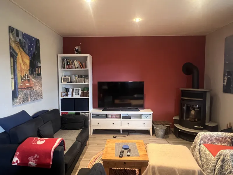 Wohnzimmer mit Kamin