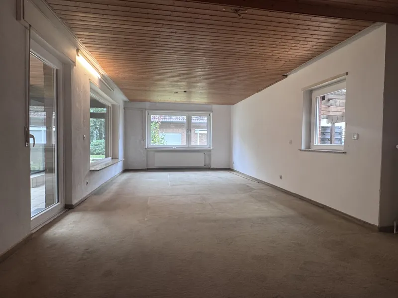 EG: Wohnzimmer (Altbau)