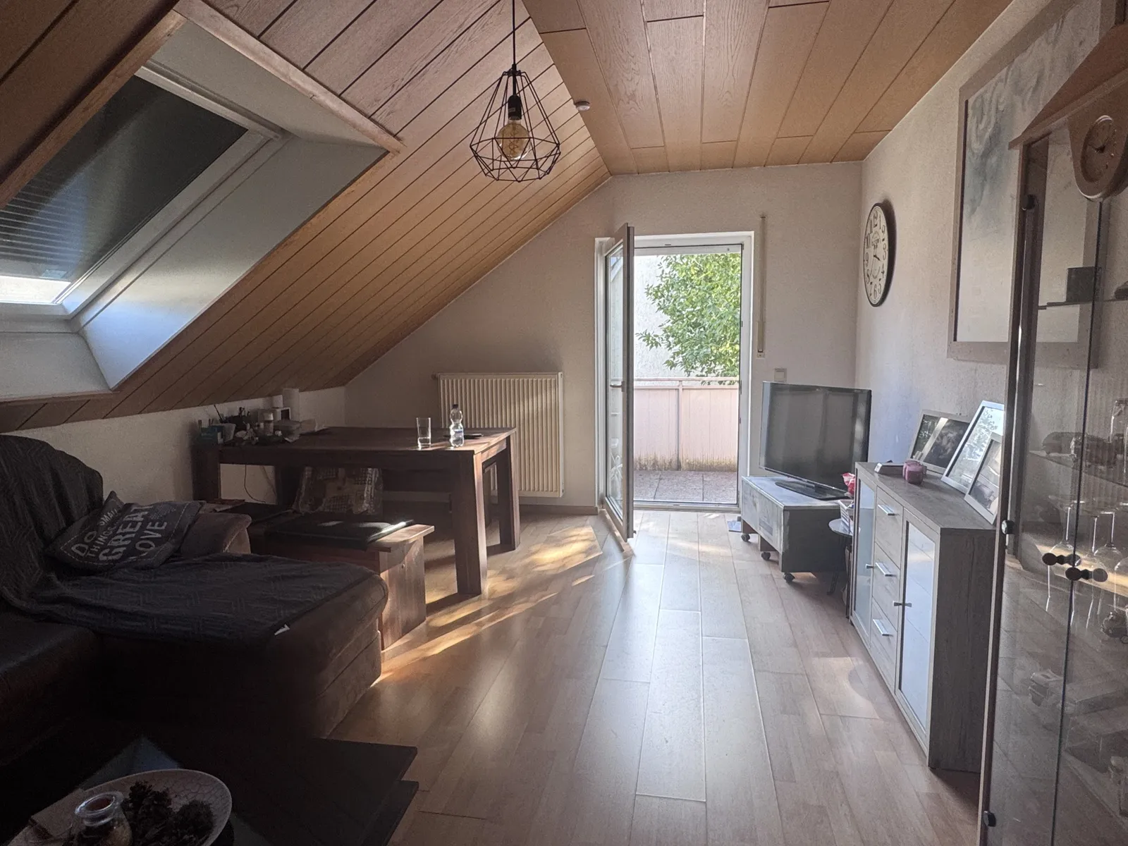 DG: Wohn-/Esszimmer (BJ. 1993