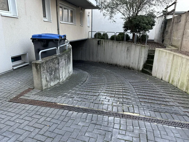 Einfahrt Tiefgarage