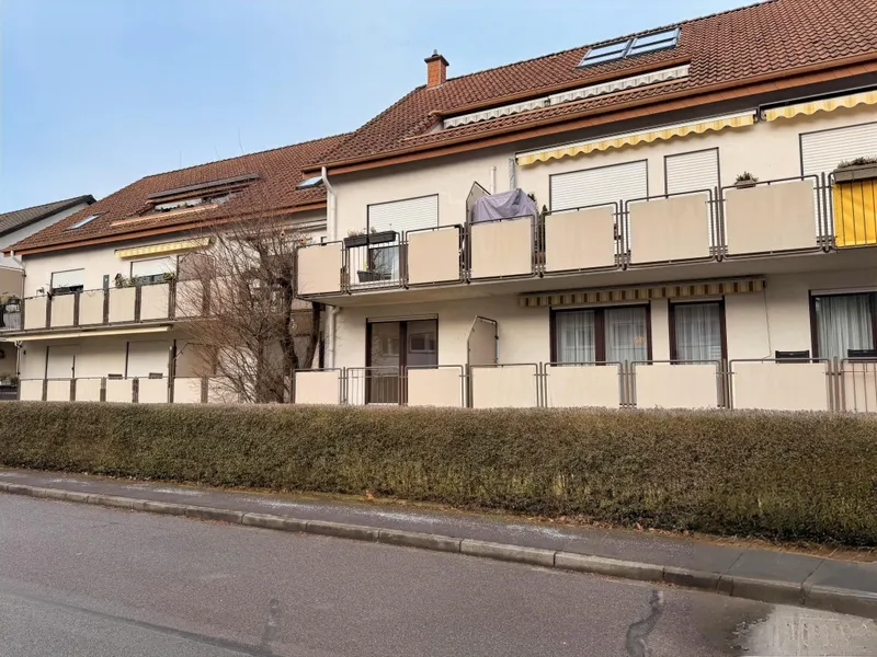 Rückansicht mit Balkonen