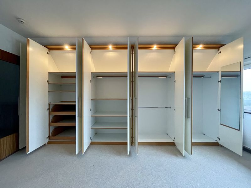 Einbauschrank