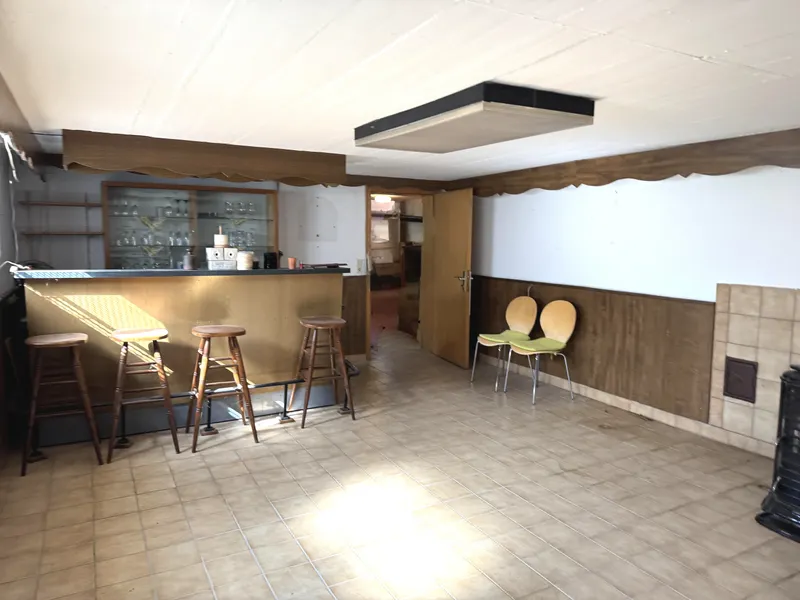 Partyraum, Keller