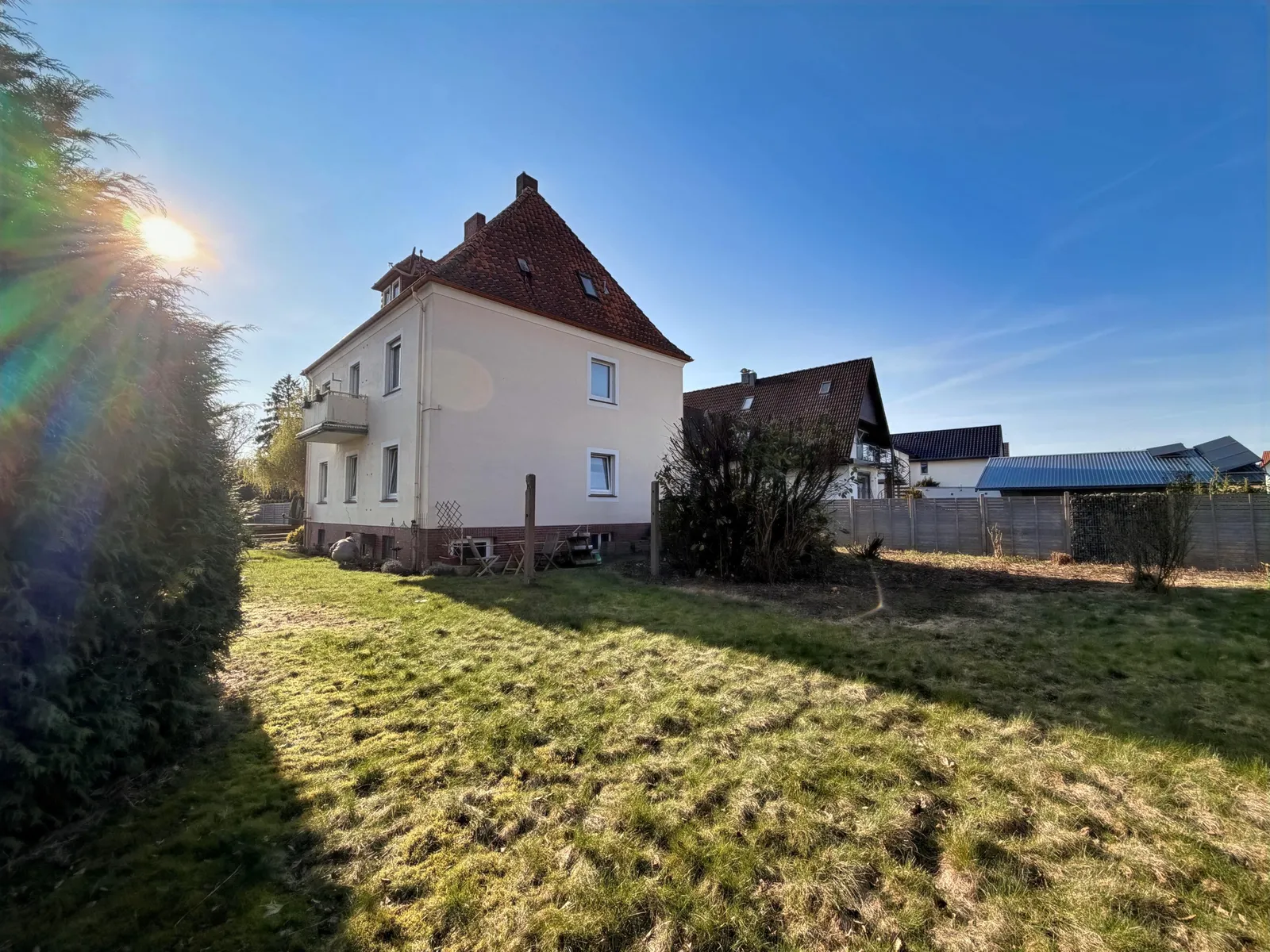 Rückwärtige Ansicht