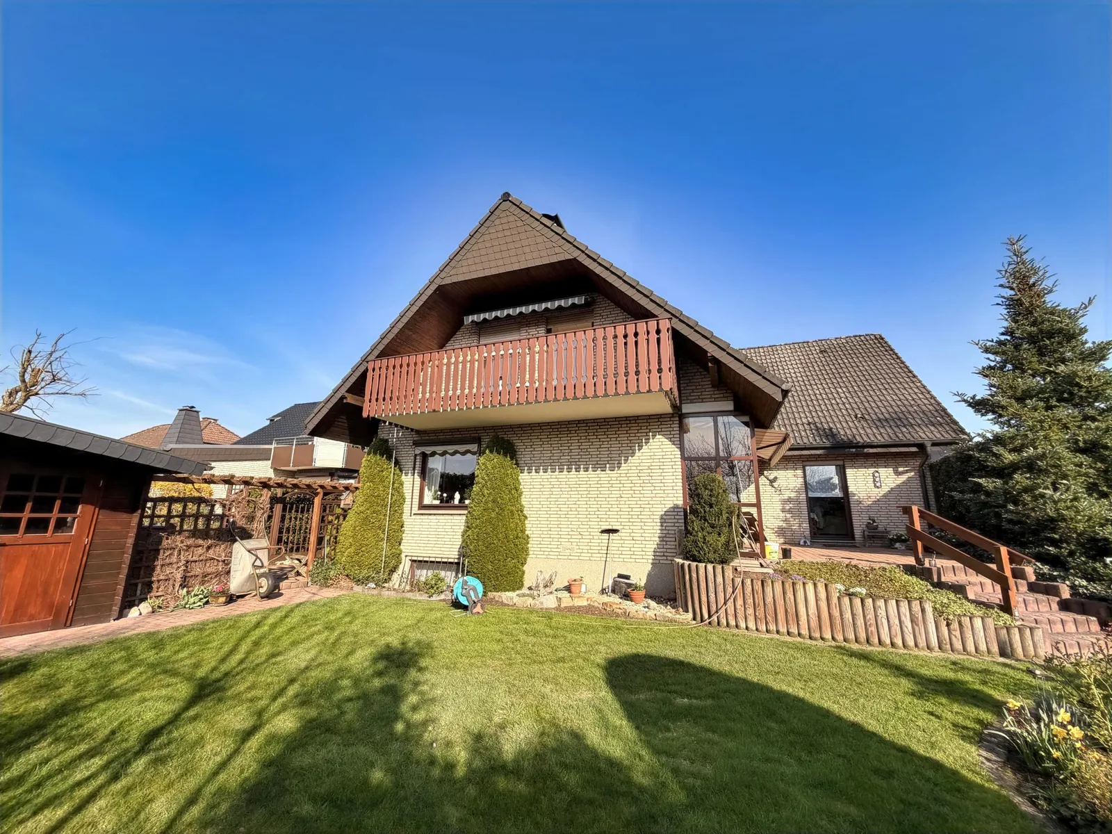 Rückwärtige Hausseite