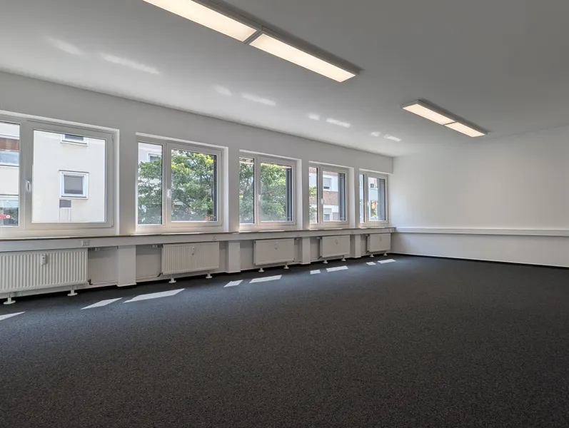 Großraumbüro/ Besprechungsraum