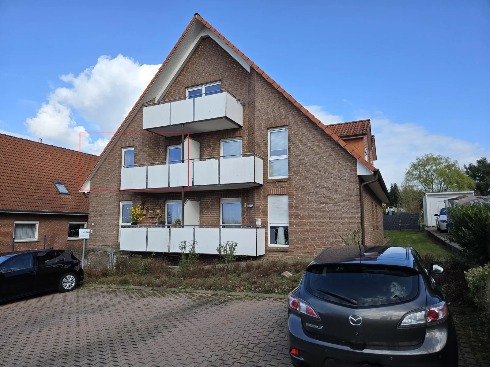 Straßenansicht
