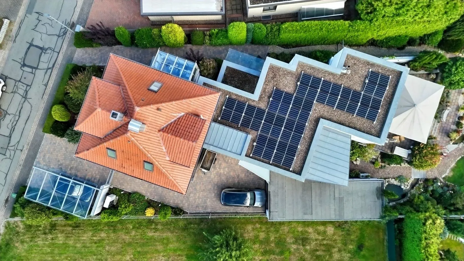 PV-Anlage auf dem Anbau