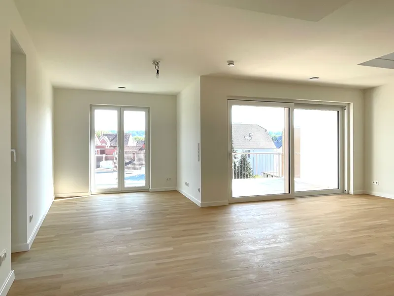 Wohn- / Essbereich mit Loggia
