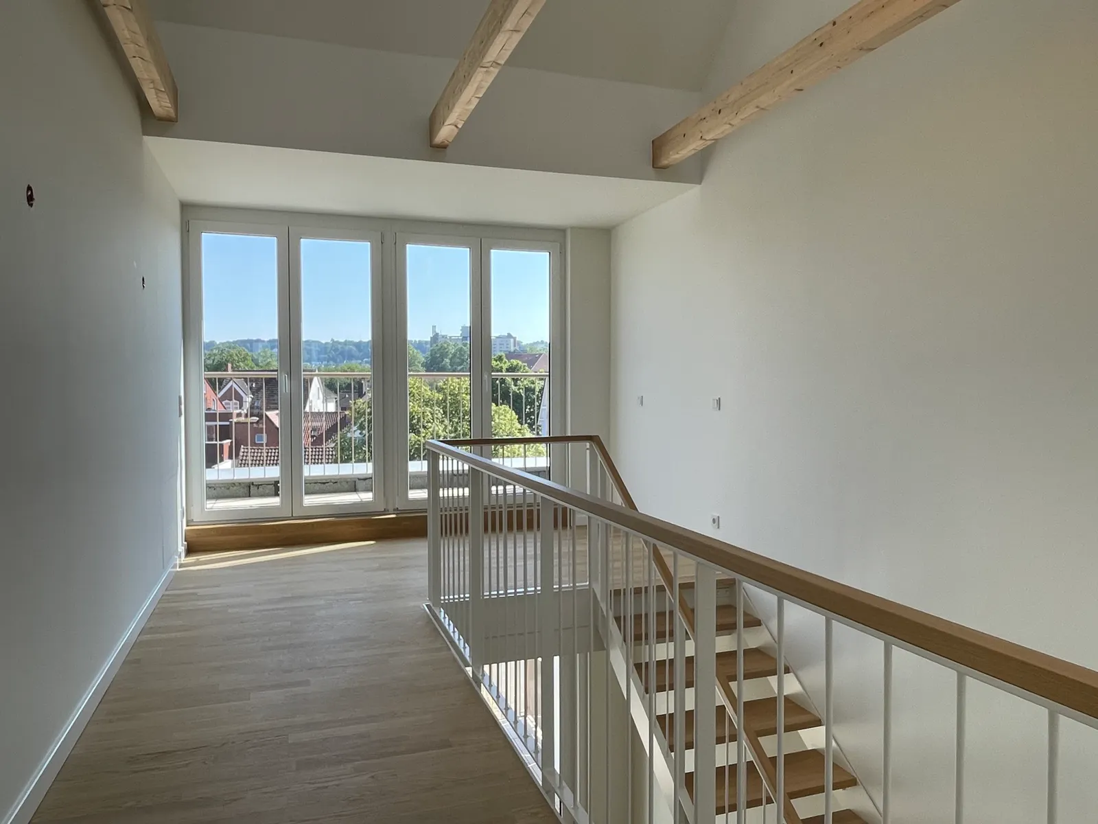 Galerie mit Dachterrasse