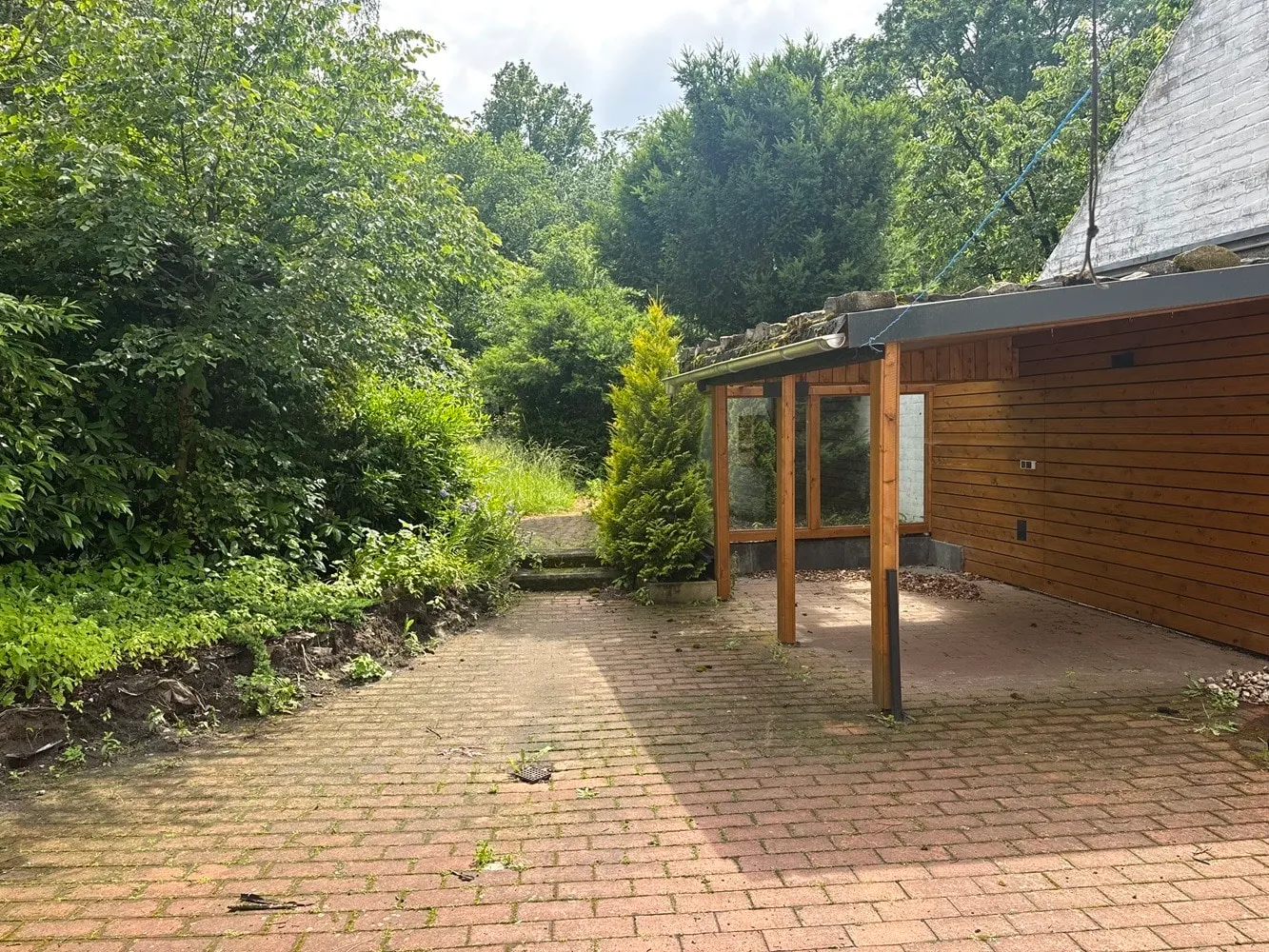 Garten mit Freisitz