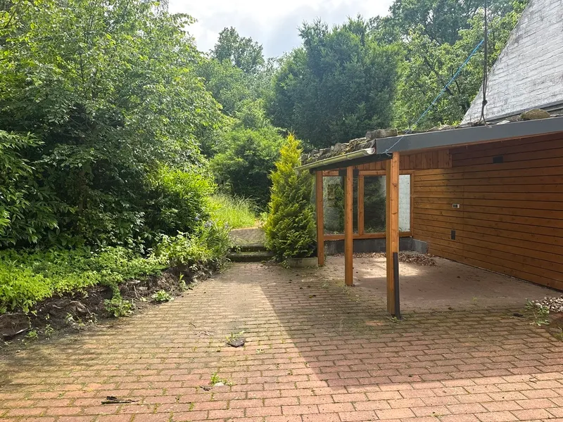 Garten mit Freisitz