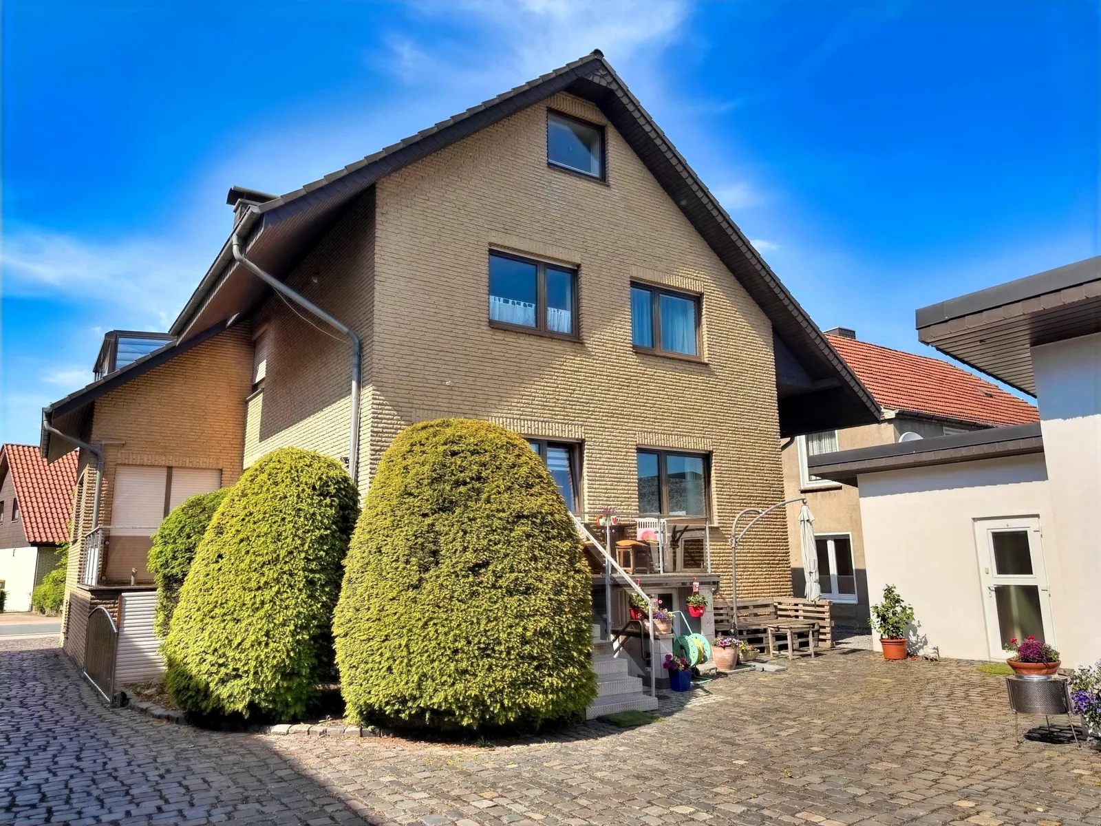 rückwärtige Hausansicht