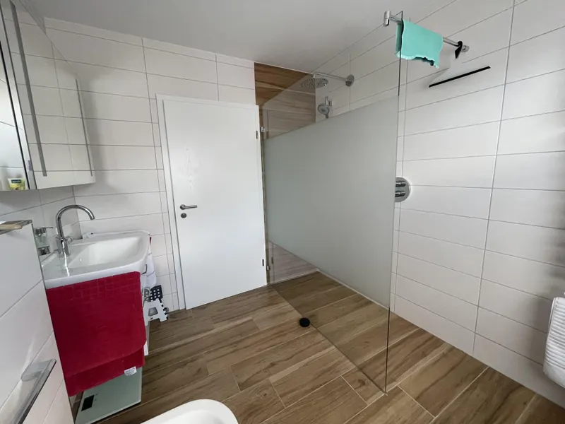 Badezimmer mit Fußbodenheizung