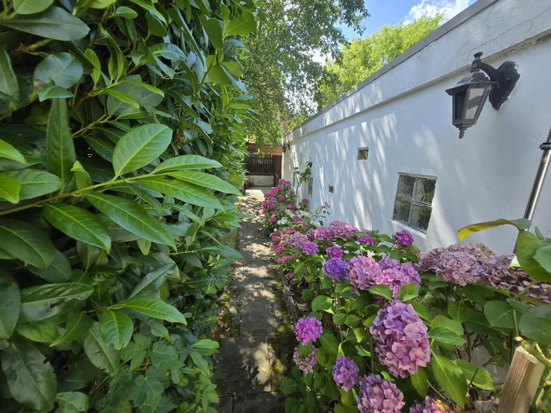 Zuwegung zum Garten