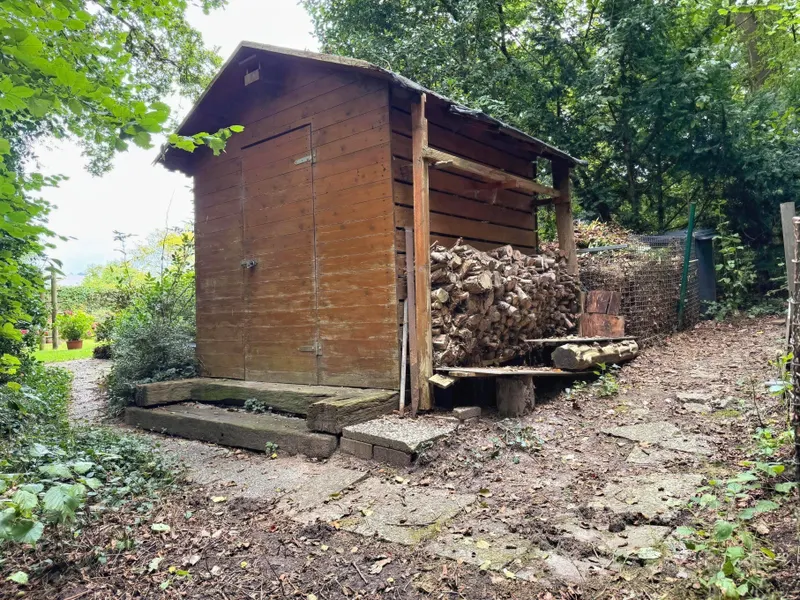 Holzschuppen