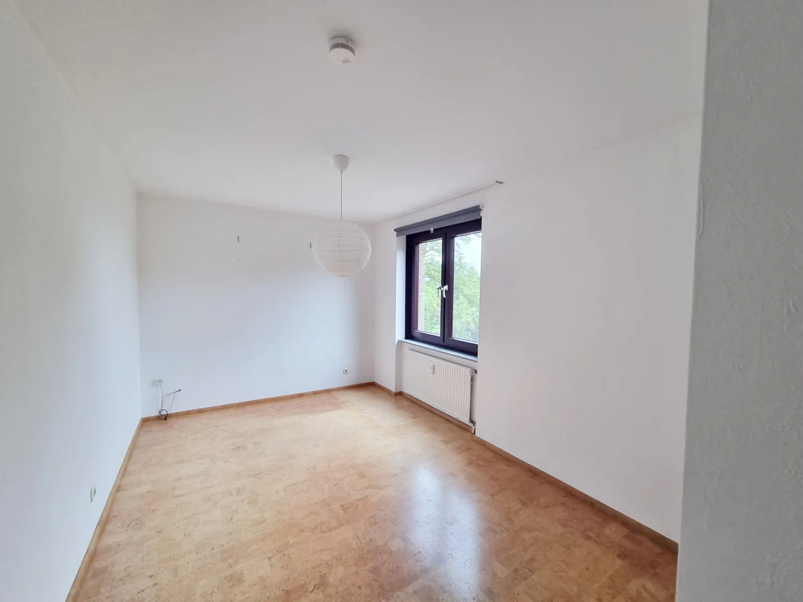 Kinder-/Schlafzimmer