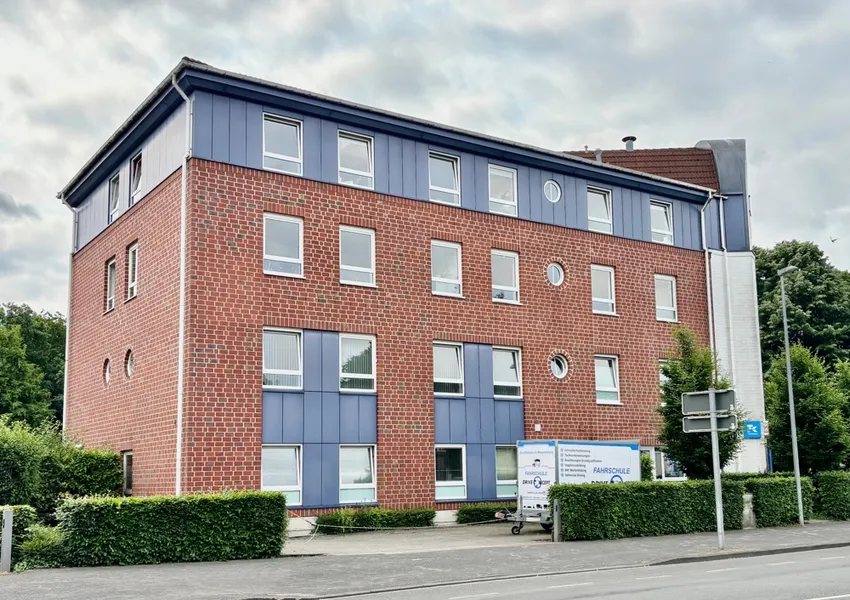 Ansicht Büro- und Praxisgebäude