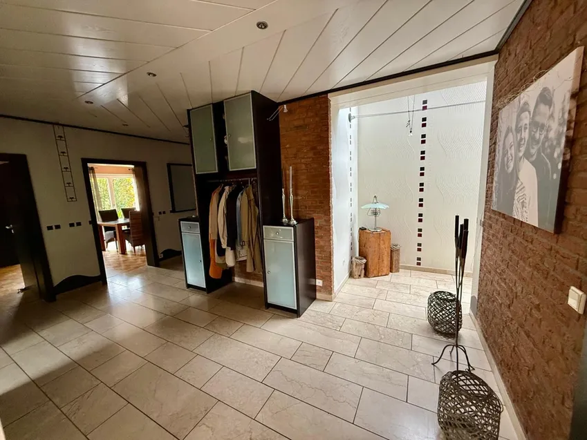 geräumige Eingangsdiele