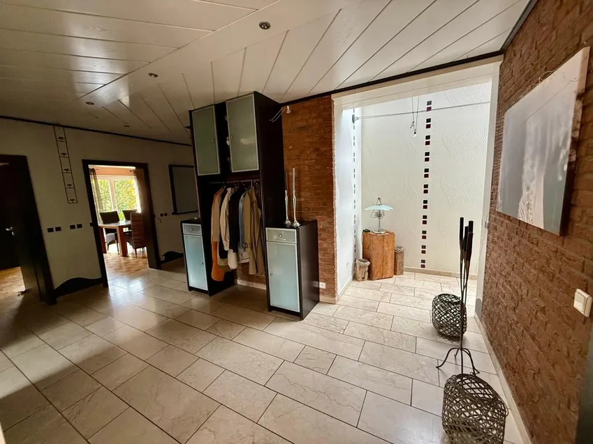 geräumige Eingangsdiele