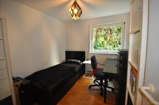 Gäste- / Arbeitszimmer