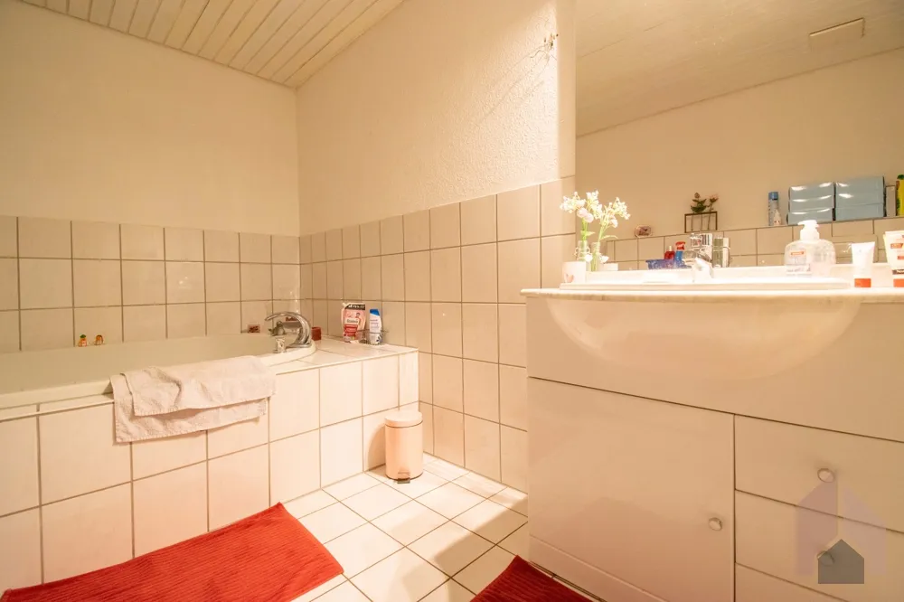 Wg 1: Badezimmer