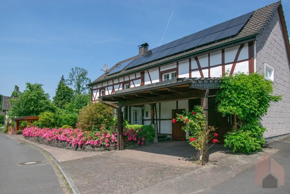Straßenansicht