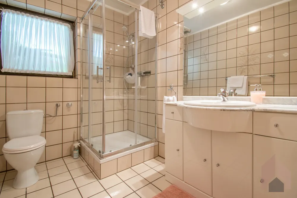 UG I Badezimmer