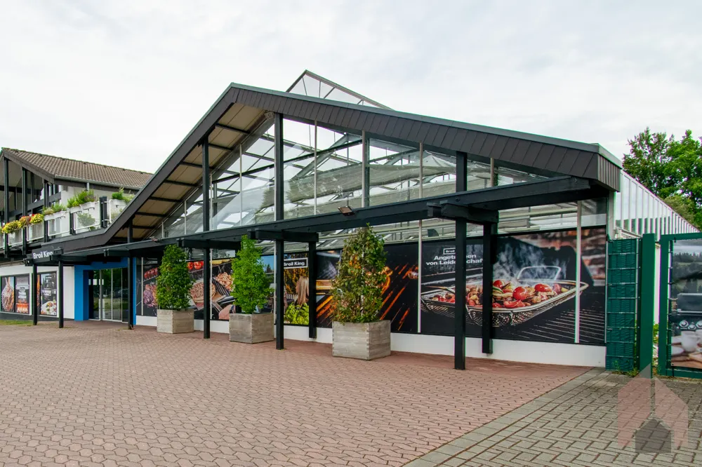 Straßenansicht