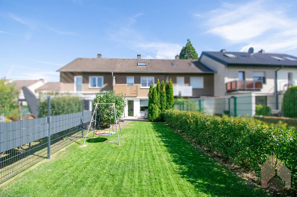 Garten & Rückansicht