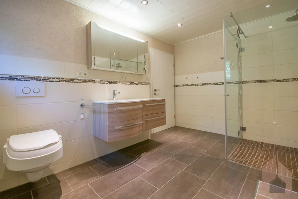 EG I Badezimmer