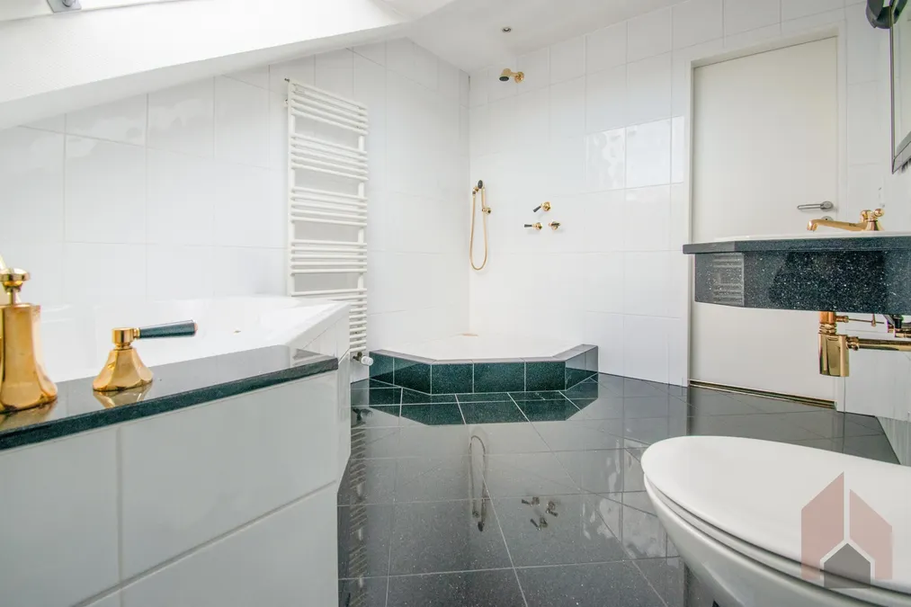 DG I Badezimmer_1
