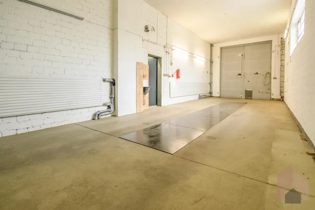 LKW-Garage