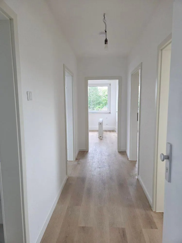*** Erstbezug nach Modernisierung ! *** Helle 3-Zi-Dachgeschoss-Wohnung - Photo 4