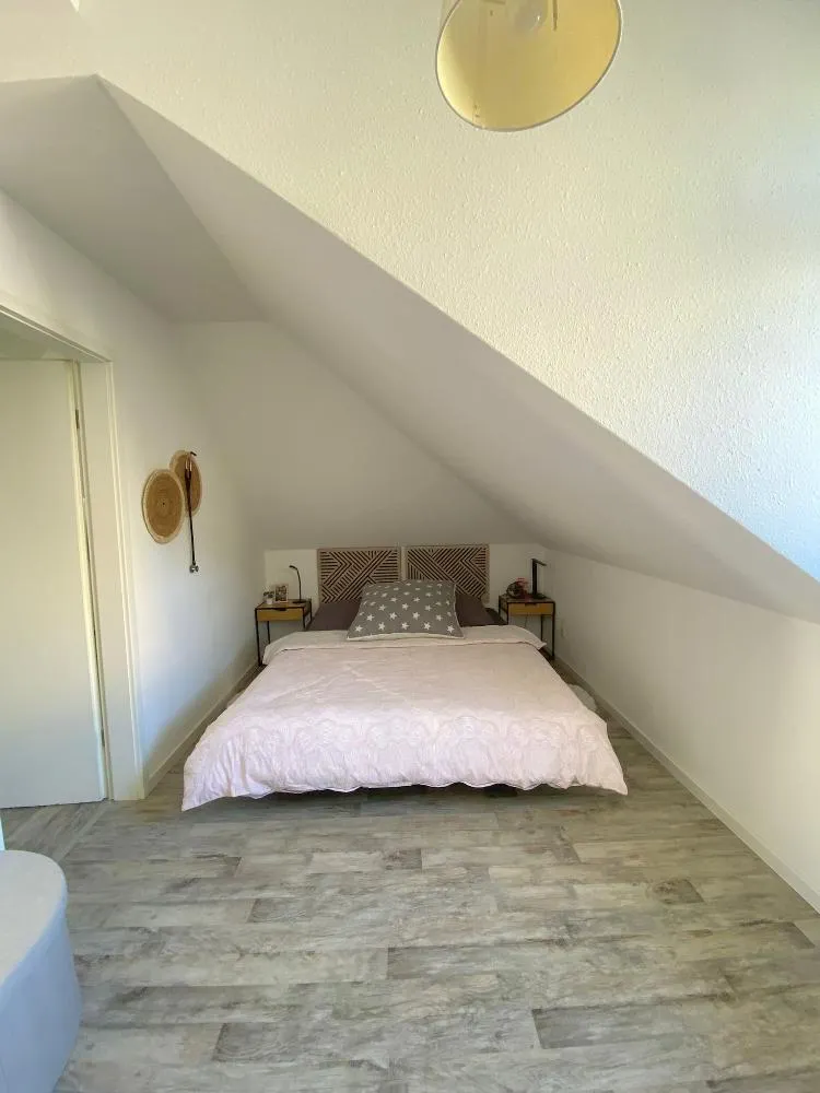 *** Wohnen in der Innenstadt ! *** Helle 2-Zi-DG-Whg mit Loftcharakter in Lüdenscheid - Foto 3