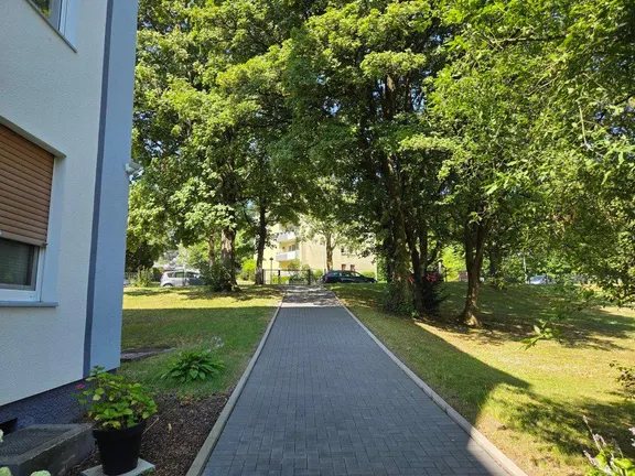 Weg zum Hauseingang