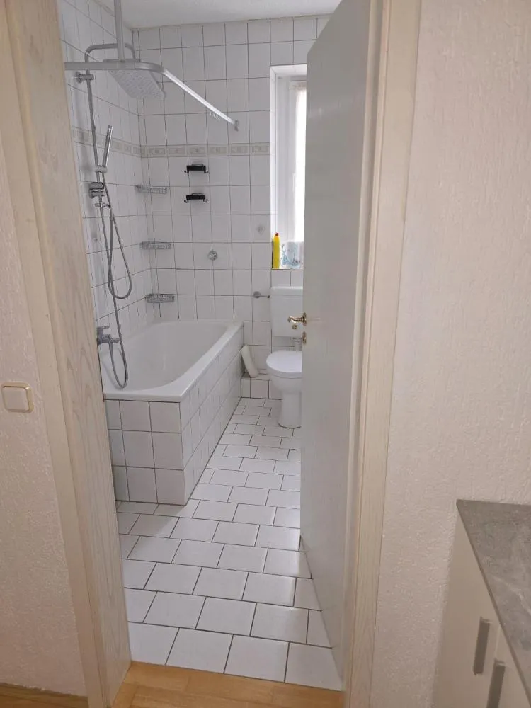 *** 2-Zimmer-Wohnung in Bochum-Riemke, teilmöbliert + Klimaanlage ! *** - Photo 5