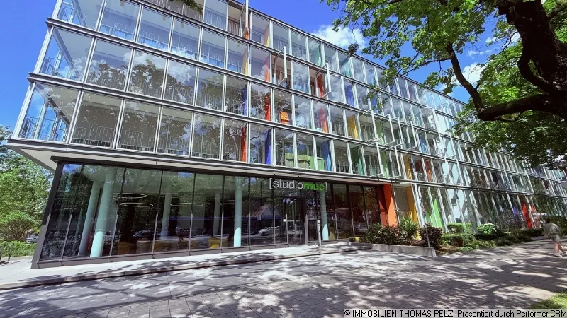 STUDIOMUC-Erlebnisraum – preisgekröntes Service-Apartment mit TG