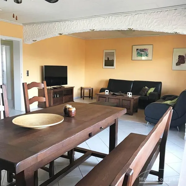 5 Zi.Whg, möbliert, 1. OG Im 2 Famienhaus,  hochwertige Ausstattung