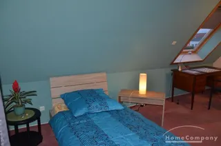 1 möbliertes Zimmer in 2er Wohnetage mit 1 Herrn, Küche-Bad + Gemeinschafszimmer