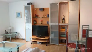 3 Zi.Whg, möbliert, 4. OG, Loggia, komplett augestattet, City.