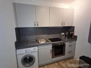 Schöne 1 Zi.Whg., möbliert, 3. OG, mit Balkon.
