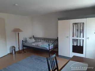 1 möbliertes Zimmer in einer 3 Zi.Whg.