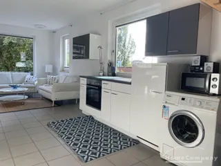 2 Zi.Whg. über 2 Ebenen, möbl., mit Terrasse.