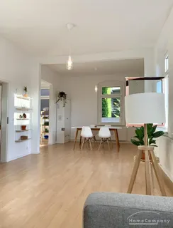 2 Zi.Whg., 1. OG, möbliert.
