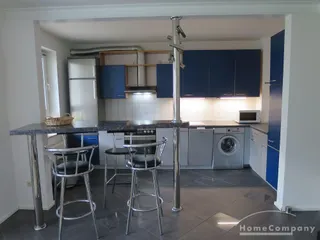 2 Zi.Whg., möbliert, EG, mit eigener Terrasse.