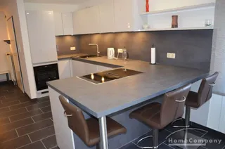 3 Zi.Whg., möbliert. 1. OG, Balkon nach Süden.