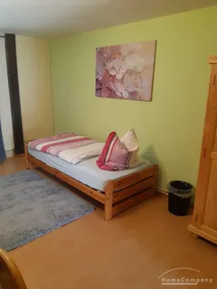 1 möbliertes Zimmer in einer 3 Zi.Whg. bzw. 3er Wohnetage.