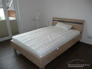2 Zi.Whg., möbliert, 1. OG mit Balkon