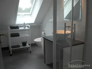 2 Zi.Whg., möbliert, 1. OG im 2 Familienhaus, 70 qm nach Din.
